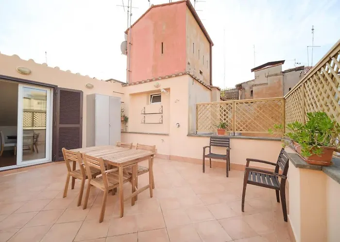 Juan's Trevi Buddyrent Апартаменты